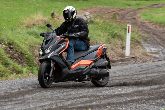 Kymco-DTX-360-Orange-Blog1